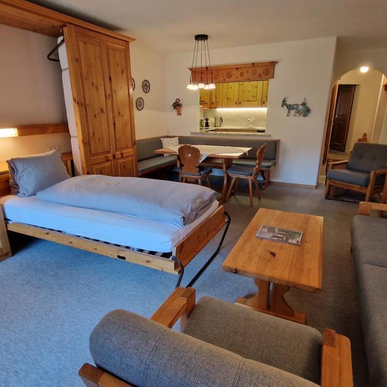 Chesa Bellaval, Haus la Vuolp 2 1 2 - Zimmerwohnung - Apartment mit Blick auf die Berge - 6