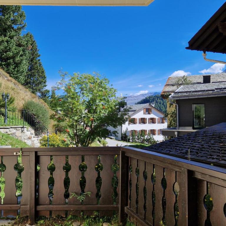 Chesa Bellaval, Haus la Vuolp 2,5-Zimmerwohnung - Apartment mit Blick auf die Berge - 12