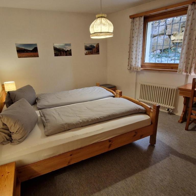 Chesa Bellaval, Haus la Vuolp 2 1 2 - Zimmerwohnung - Apartment mit Blick auf die Berge - 9