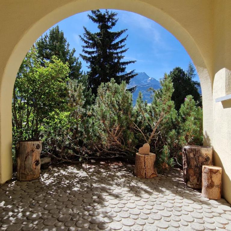Chesa Bellaval, Haus la Vuolp 2 1 2 Zimmerwohnung - Apartment mit Blick auf die Berge - 13