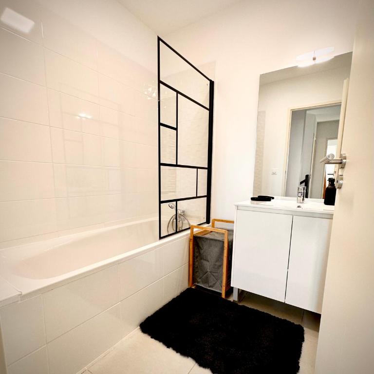 Duplex - Vue Mer exceptionnelle - Quartier Euromed-avec Box - Appartement - Vue sur Mer - 2