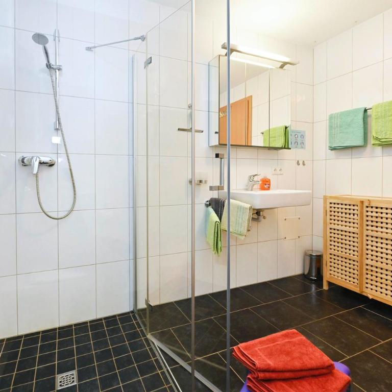 Chalet Keßler - Apartment mit 2 Schlafzimmern und Dusche - 11