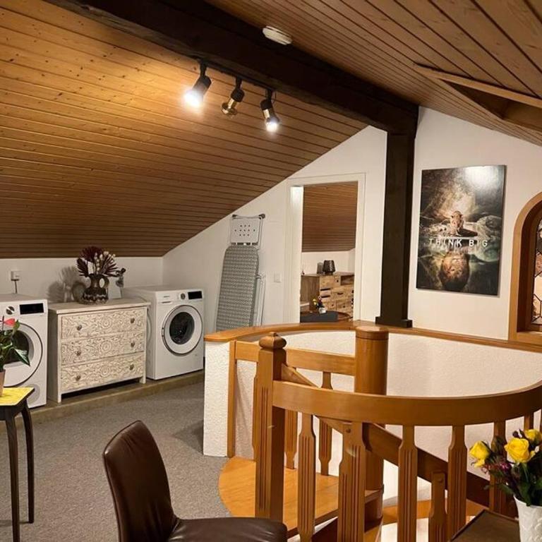 Chalet Maithili Lauterbrunnen -152-Year-Old Majestic Chalet - Chalet - 43