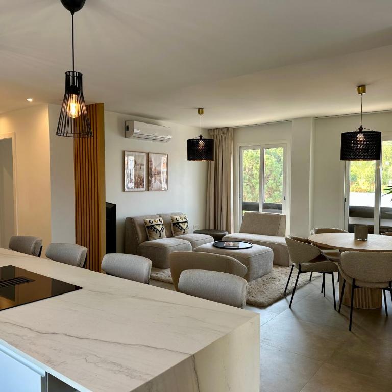 4 bedroom duplex Penthouse Califa - Penthouse Apartment - 1