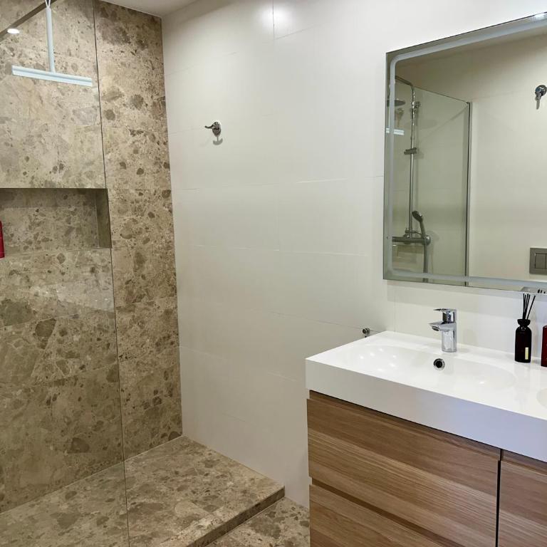 4 bedroom duplex Penthouse Califa - Penthouse Apartment - 13