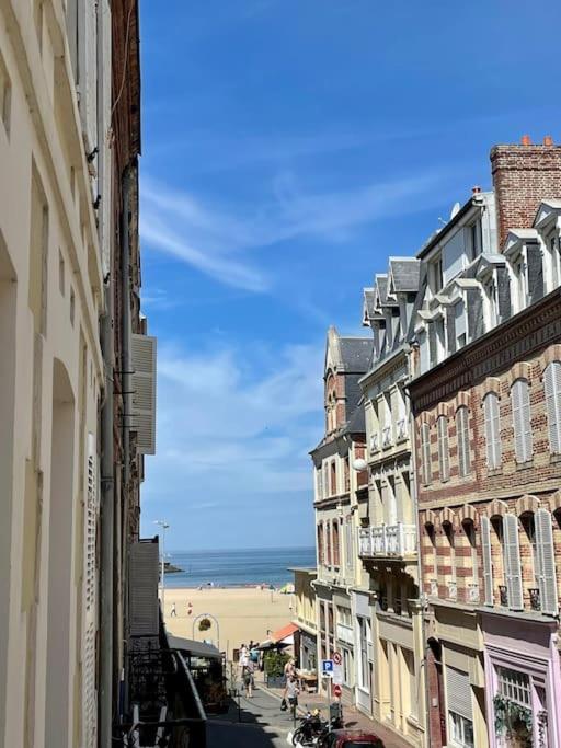 Appartement à côté de la plage avec balcon filant - One-Bedroom Apartment - 5