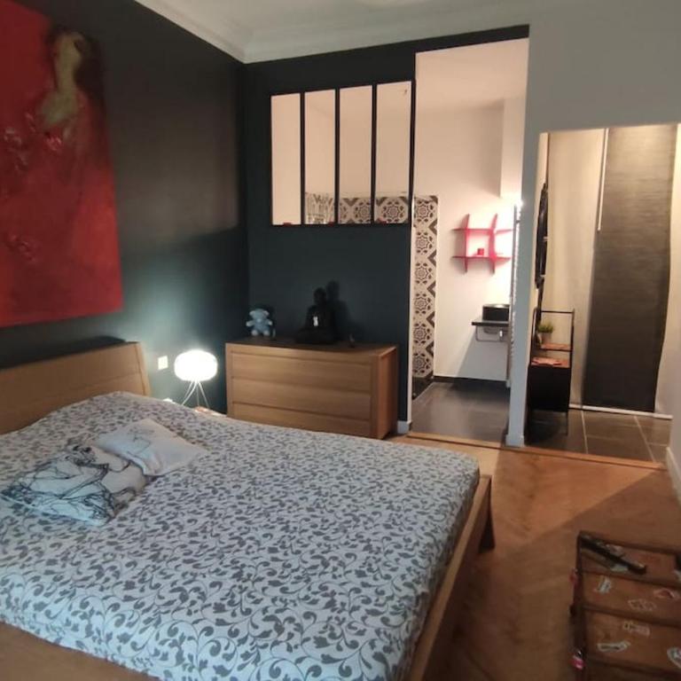 Spacieux 4 pièces de type bourgeois Art-déco - Appartement 3 Chambres - 14