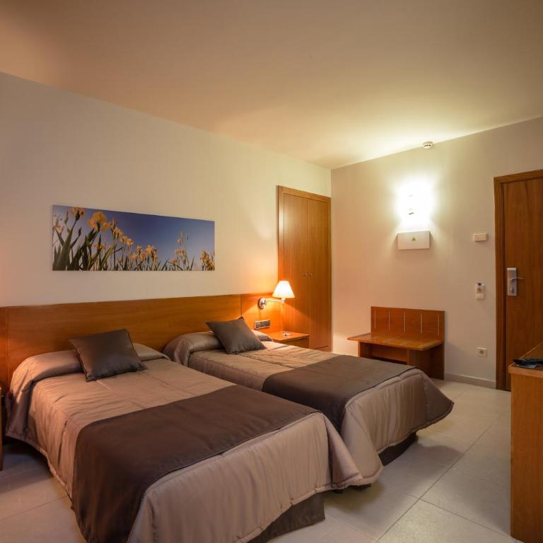 Hotel Rull - Twin Room - 2