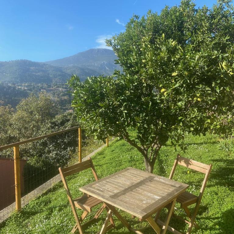 Villa panoramique vue mer et jardin-6 personnes-Menton - Villa 3 Chambres - 24