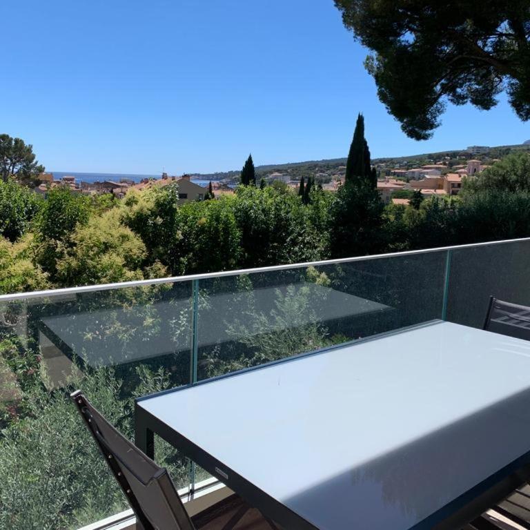 HPC Suites - Cassis Centre - Parking Securisé et Piscine Chauffée - Appartement 1 Chambre - Vue sur Mer - 14