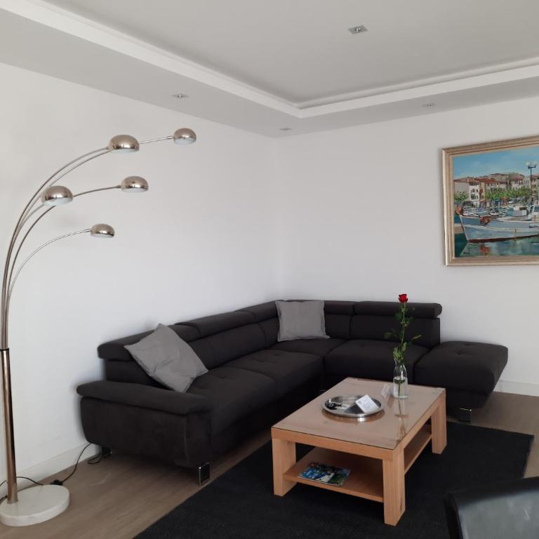 HPC Suites - Cassis Centre - Parking Securisé et Piscine Chauffée - Appartement Suite - 4