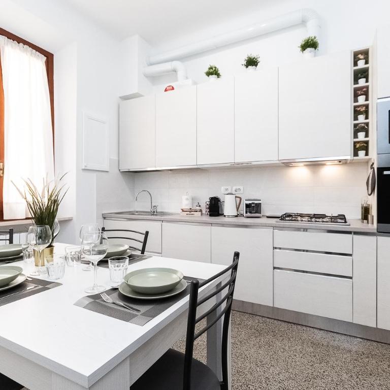 [200 Mt dal centro] La Piazzetta - Appartamento con 3 Camere da Letto - 1
