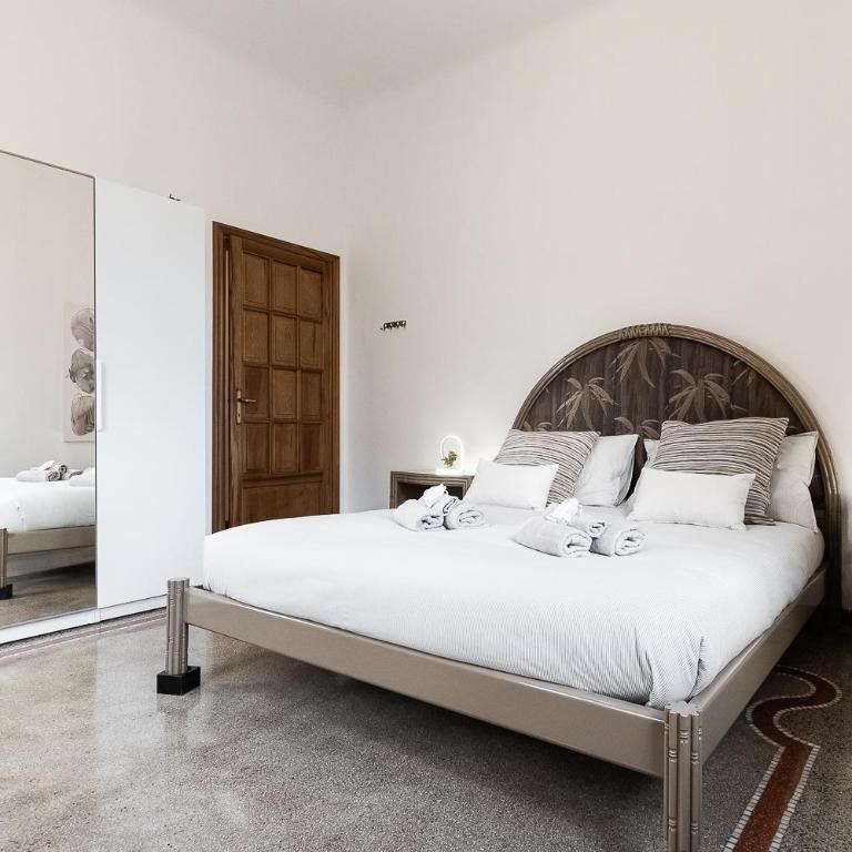 [200 Mt dal centro] La Piazzetta - Appartamento con 3 Camere da Letto - 4