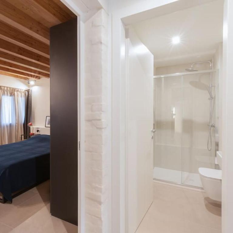 Ca' Ferrando, brand new apartment, experienced host! - Two-Bedroom Apartment - 31