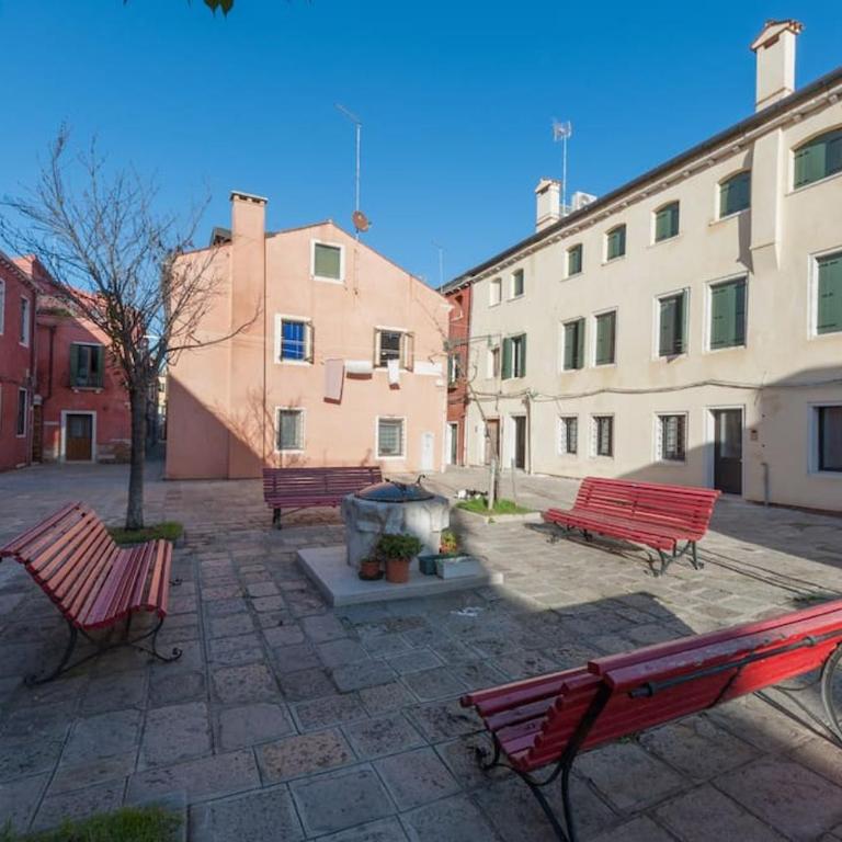 Ca' Ferrando, brand new apartment, experienced host! - Two-Bedroom Apartment - 42