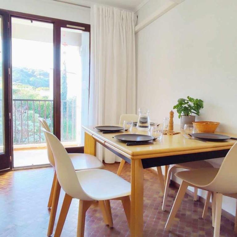 Port d'Avall - Parking Clim Pool Beach - 4 Pers- 3rd Floor stairs - No WIFI - Appartamento con 2 Camere da Letto - 7