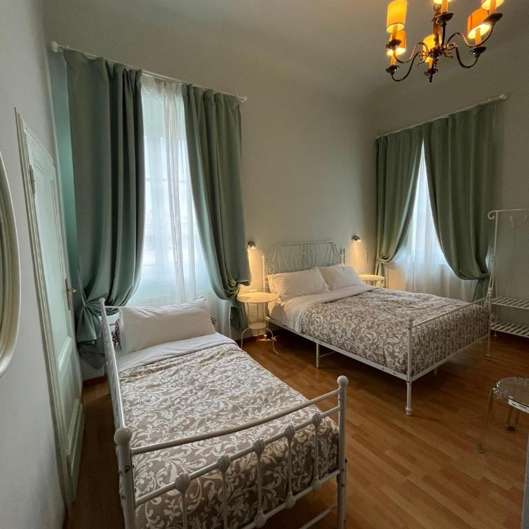B&B Dante Alighieri - Camera Tripla con Bagno Privato - 2