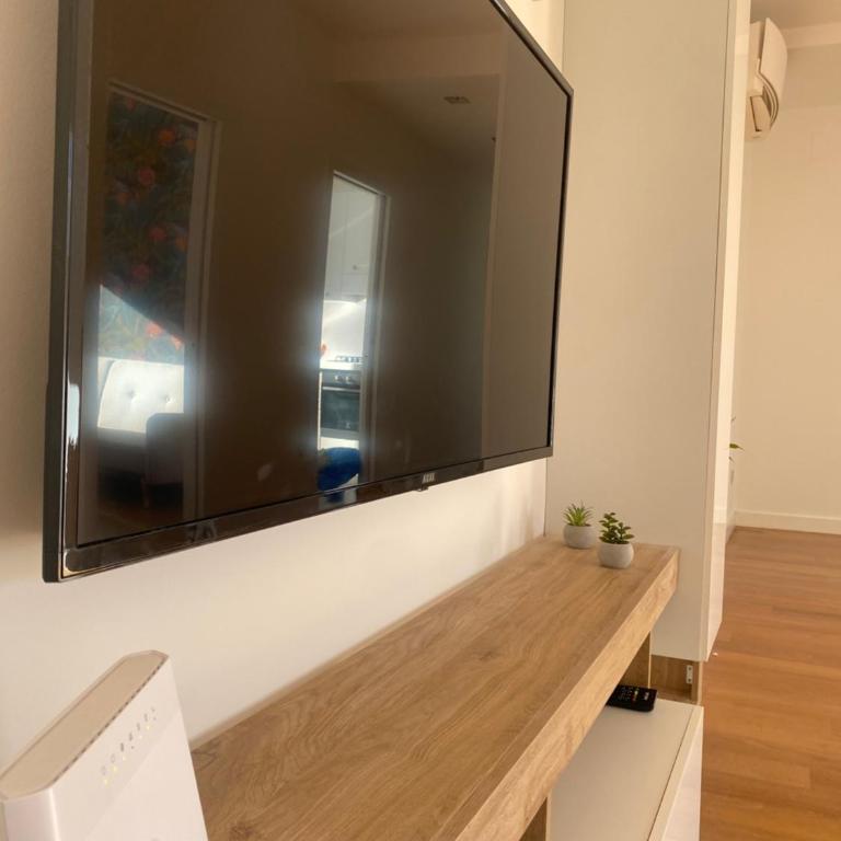 Labanca's Luxury center - Two-Bedroom House - 26
