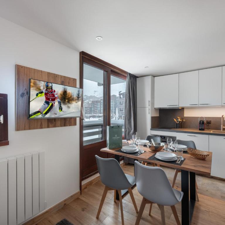 Appartement rénové ski aux pieds avec balcon à Val Thorens - FR-1-640-34 - Apartamento - 3
