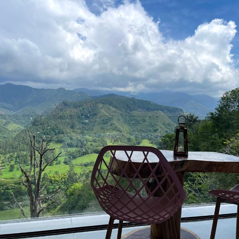 Hotel El Mirador del Cocora - Deluxe Double Room with Bath - 2