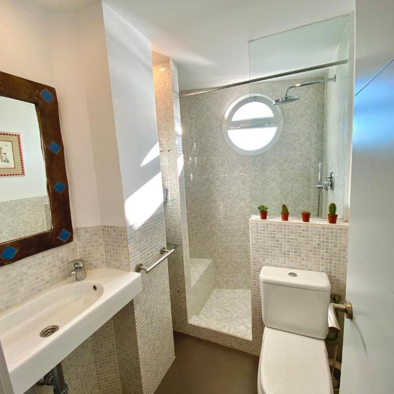Modern apartment stunning sea views and pool - Apartamento de 2 dormitorios - 10