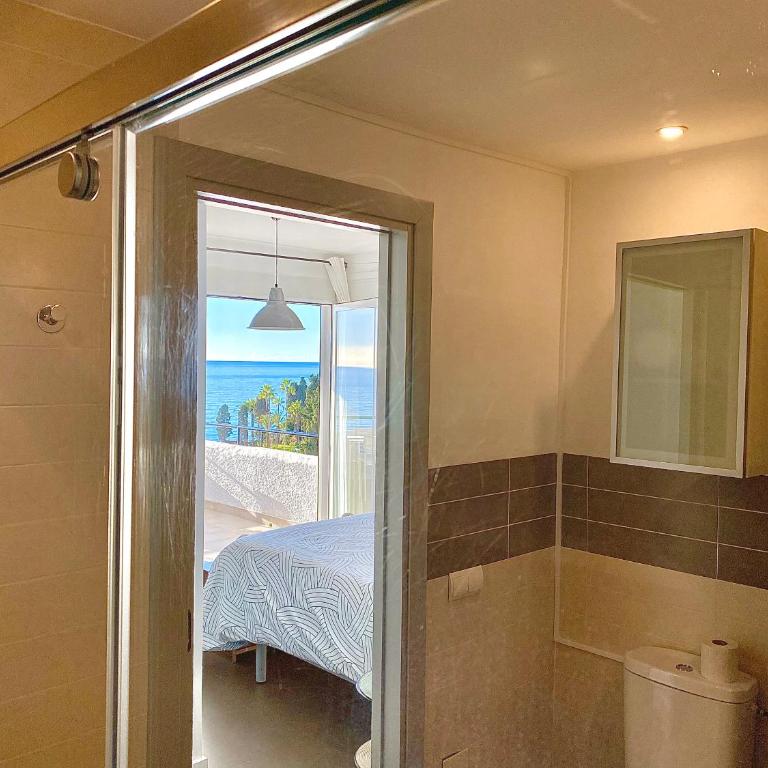 Modern apartment stunning sea views and pool - Apartamento de 2 dormitorios - 26