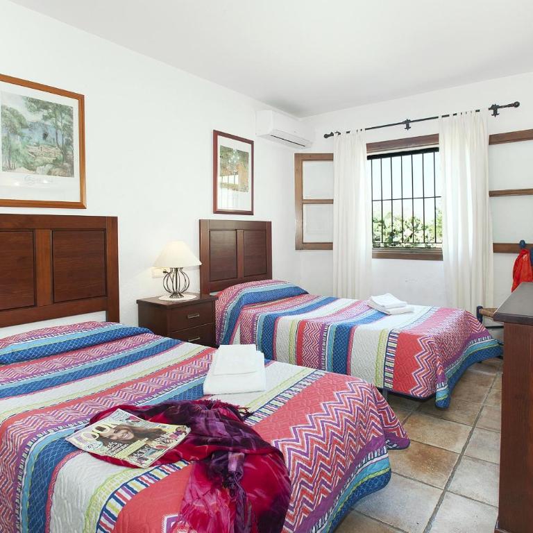 Beautiful Pollensa Villa 4 Bedrooms Villa Bennassar Mountainside Views - Villa de 4 dormitorios - 17