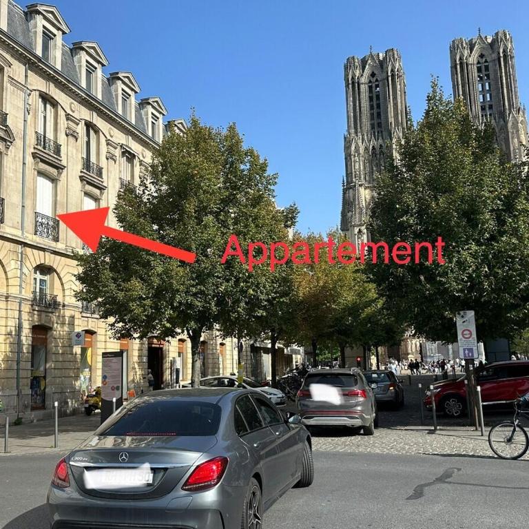 Le Grand Rockefeller Parvis de la Cathédrale de Reims - Appartement 3 Chambres - 13