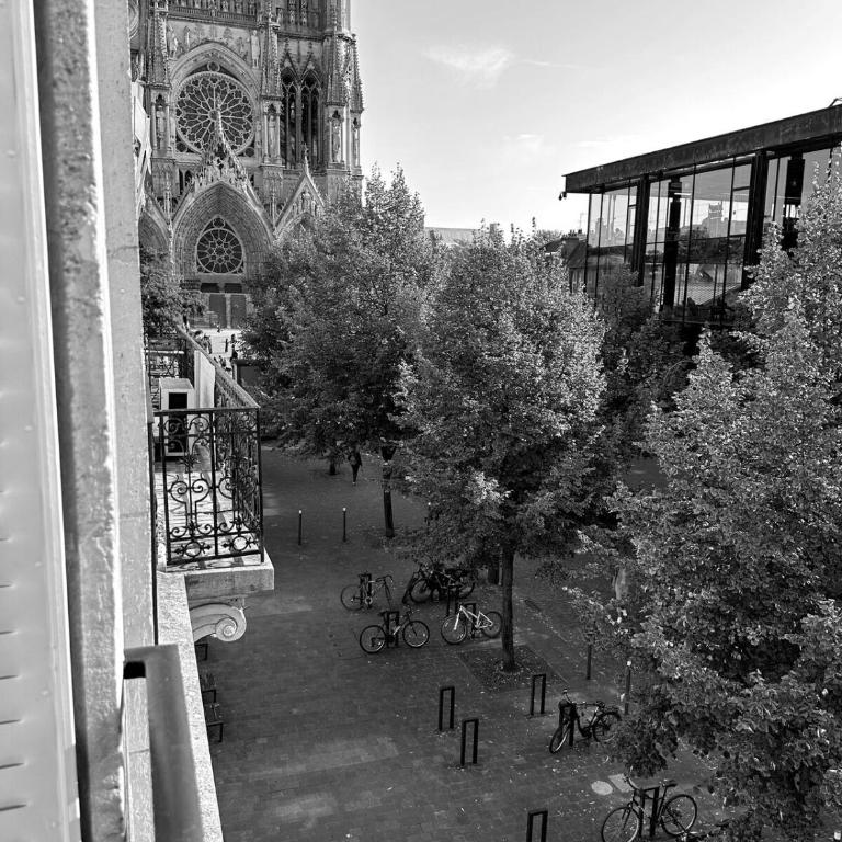 Le Grand Rockefeller Parvis de la Cathédrale de Reims - Appartement 3 Chambres - 29