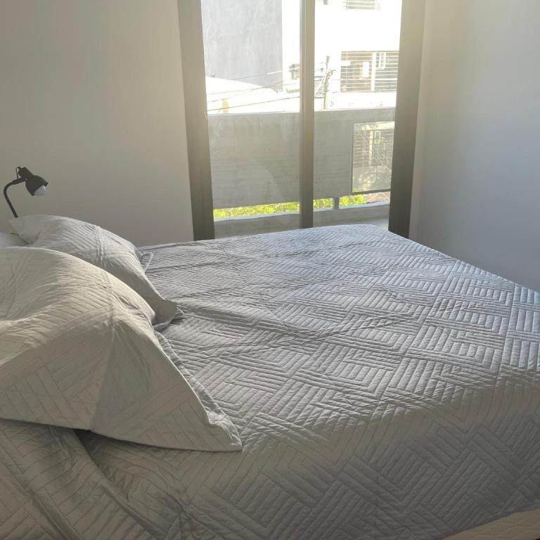 DEPARTAMENTO Guemes a mts de Nva Córdoba y centro Terraza y pileta! - Apartamento de 1 dormitorio - 3
