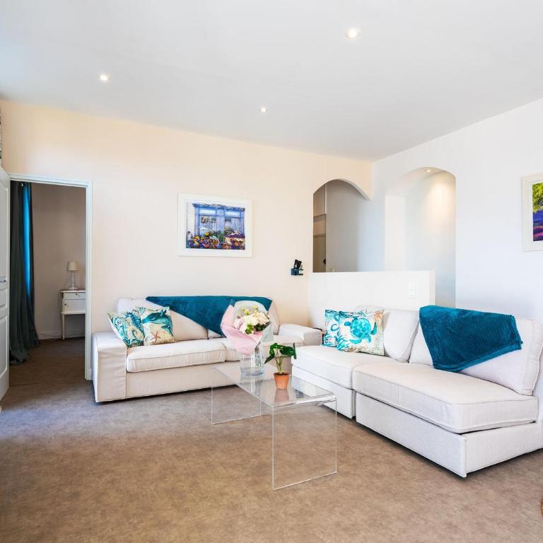 LE PROVENCE AP4389 By Riviera Holiday Homes - Appartement avec Balcon - 11