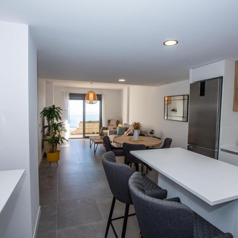 Sky Marina Luxury - Two-Bedroom Apartment - 22