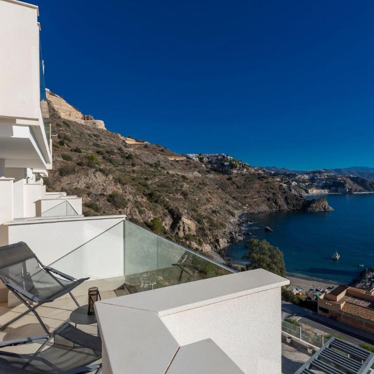 Sky Marina Luxury - Two-Bedroom Apartment - 47