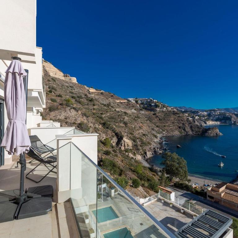 Sky Marina Luxury - Two-Bedroom Apartment - 59