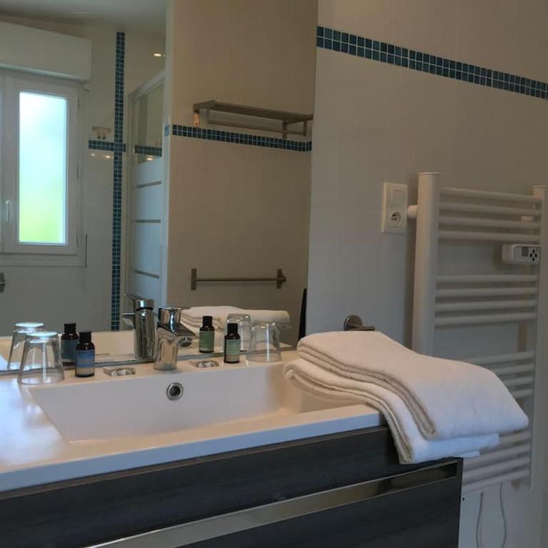 Devant la mer et la plage de ROYAN PONTAILLAC, 4chambres 2 à 8 personnes - Villa - 20
