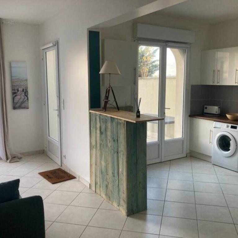 Devant la mer et la plage de ROYAN PONTAILLAC, 4chambres 2 à 8 personnes - Villa - 24
