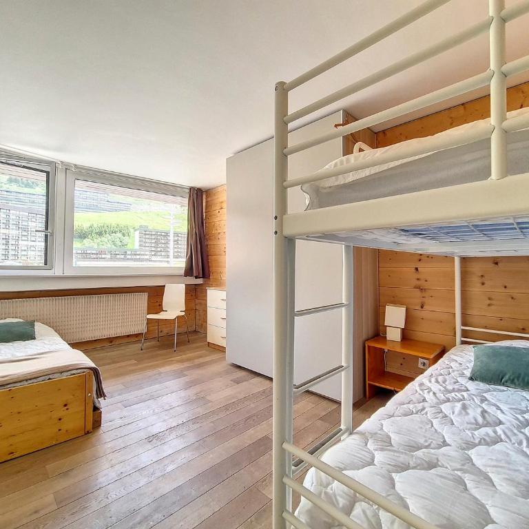 Appartement rénové 3 pièces pour 8 pers au centre, balcon - Appartamento con 2 Camere da Letto - 6