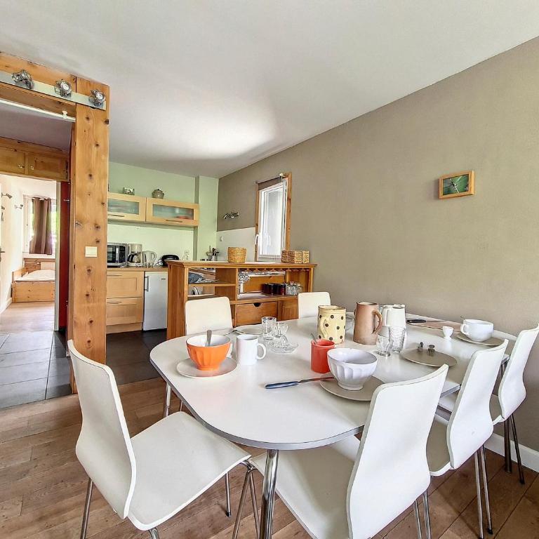 Appartement rénové 3 pièces pour 8 pers au centre, balcon - Appartamento con 2 Camere da Letto - 7