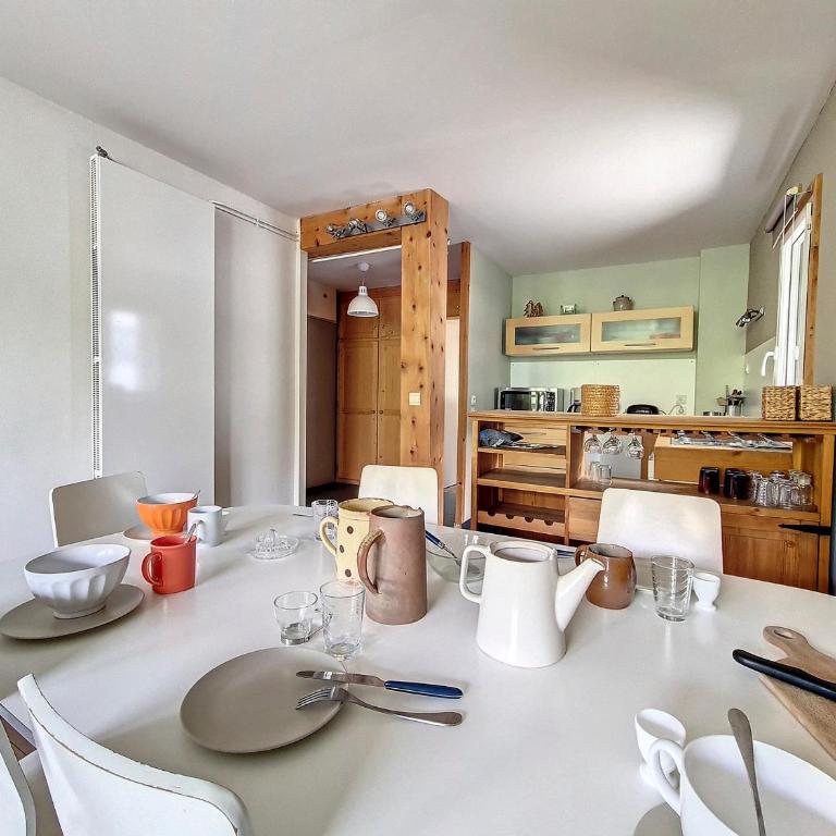 Appartement rénové 3 pièces pour 8 pers au centre, balcon - Appartamento con 2 Camere da Letto - 9