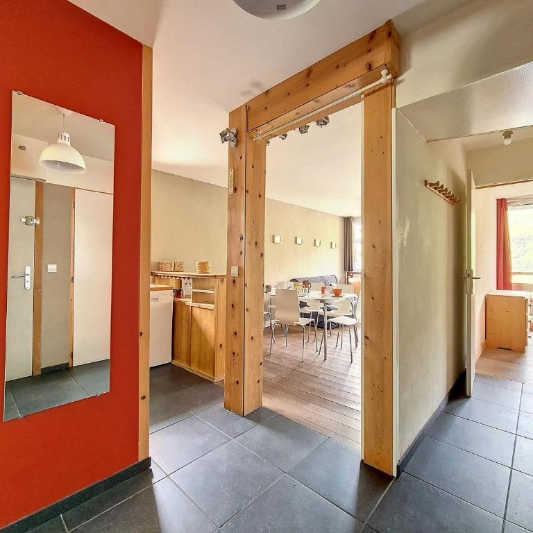 Appartement rénové 3 pièces pour 8 pers au centre, balcon - Appartamento con 2 Camere da Letto - 11