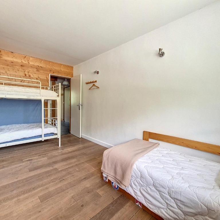 Appartement rénové 3 pièces pour 8 pers au centre, balcon - Appartamento con 2 Camere da Letto - 14