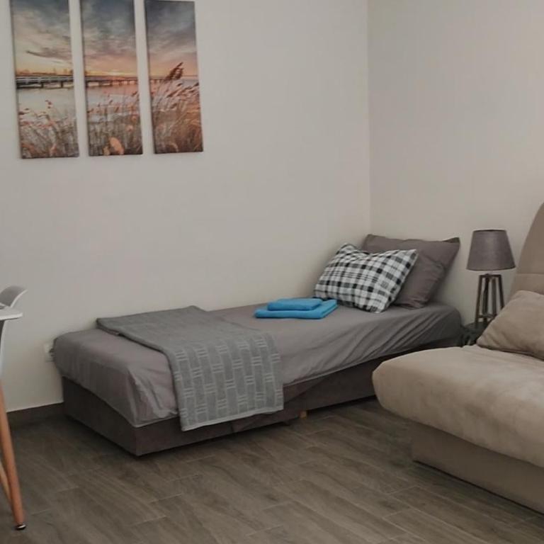 Sayohat Apartments - Apartment with Terrace - 15