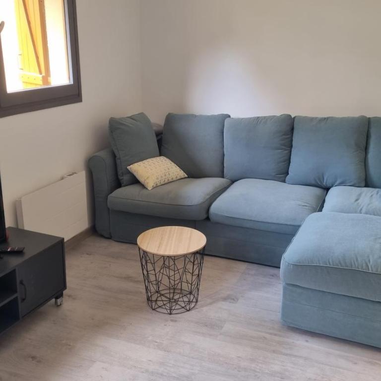 Bel appartement avec balcon - Apartment mit 1 Schlafzimmer - 2
