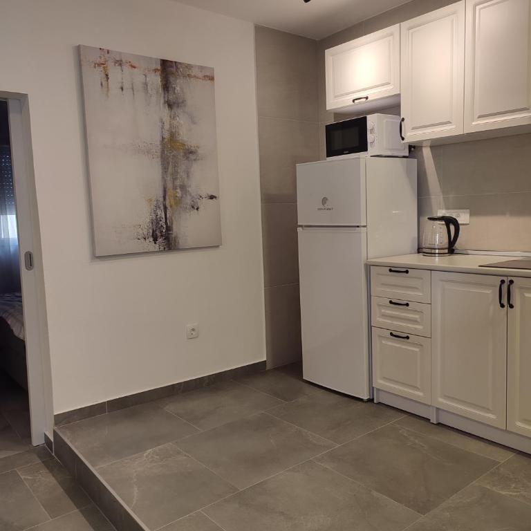 Sayohat Apartments - Two-Bedroom Apartment - 16