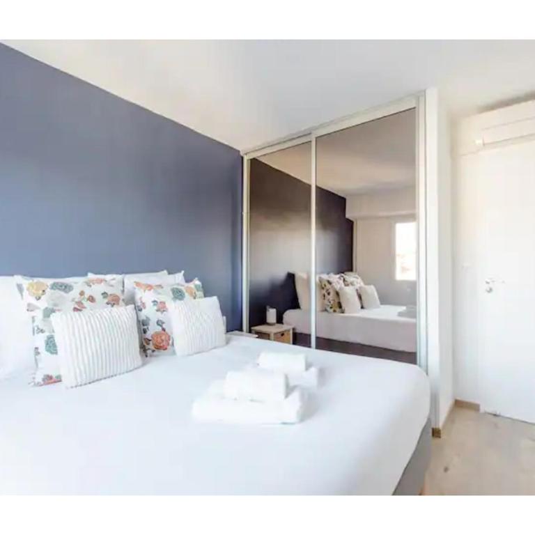 Bright 2 Bed Apt in Cannes, 10 min to Palais - Appartement 2 Chambres - 3