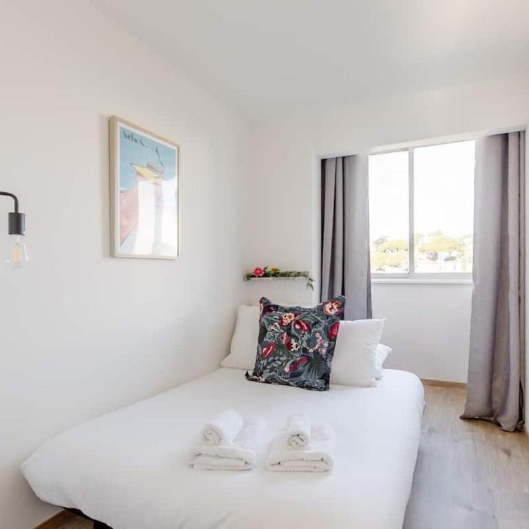 Bright 2 Bed Apt in Cannes, 10 min to Palais - Appartement 2 Chambres - 11