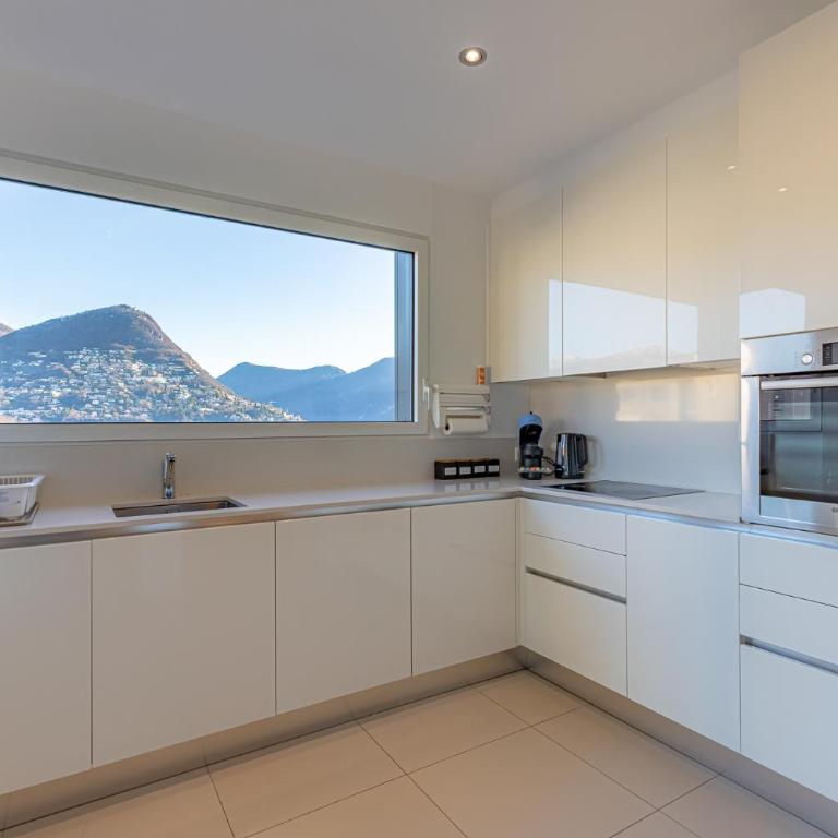IMPERIAL of LUGANO 3 with a lake view behind the station and 10 min from the lake of Lugano - Appartamento con Vista Lago - 12