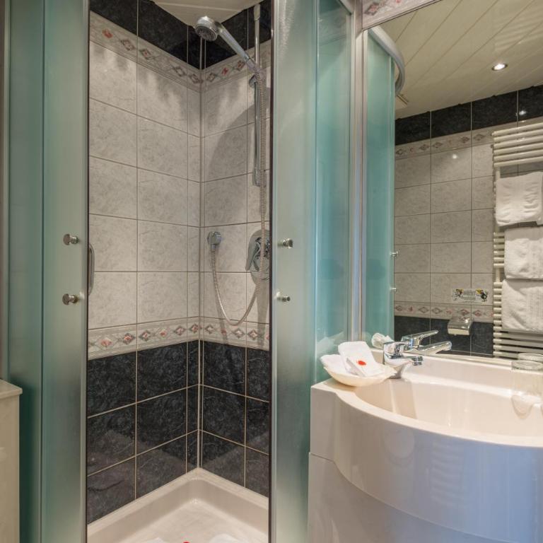 Hotel Rheinischer Hof - Smarti Doppelzimmer - 2