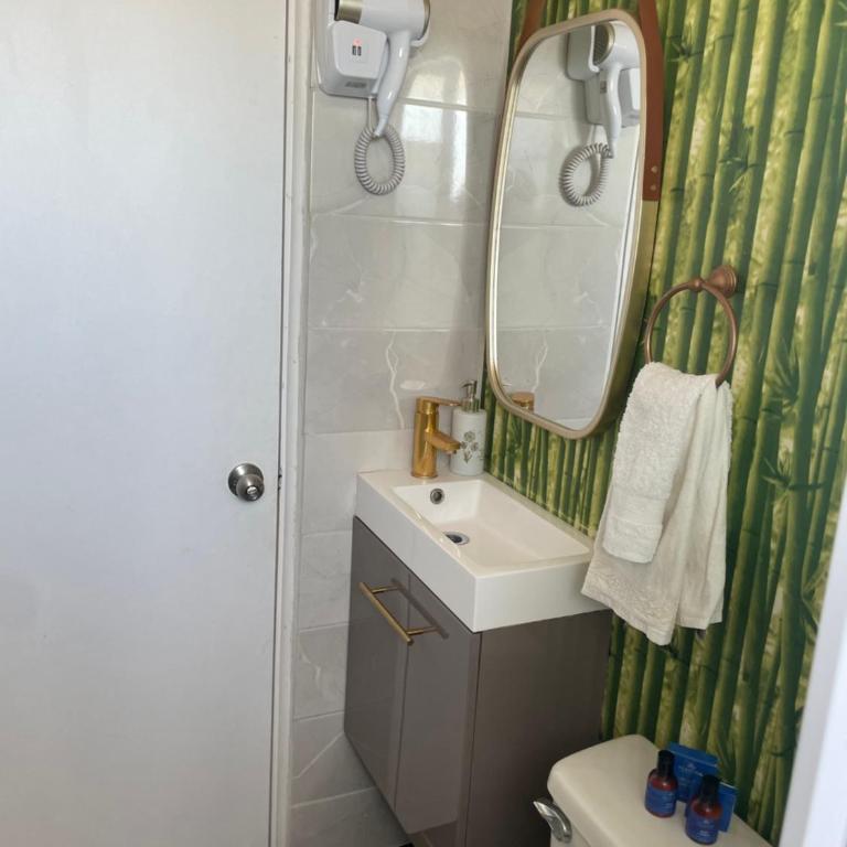 Hostal Napoli - Habitación Doble con cama supletoria - 5