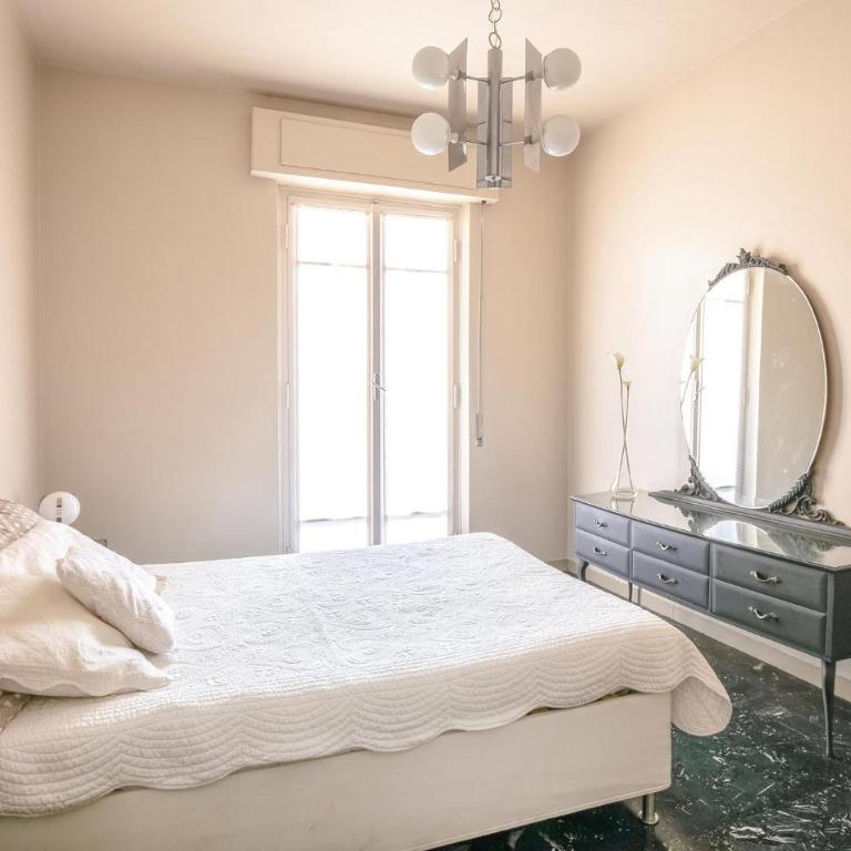 Amazing Apartment In Loano With Wifi - Two-Bedroom Apartment - 13